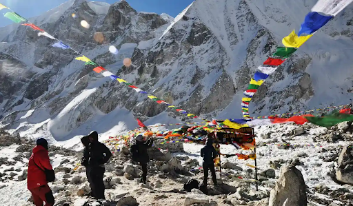 Manaslu Circuit Trek: An Untamed  Journey Through Nepal’s Remote Majesty 